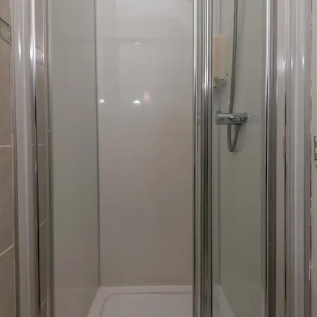 Ascot Grange - Voujon Resturant Hotel 3*