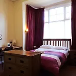Ascot Grange & 3* Λιντς