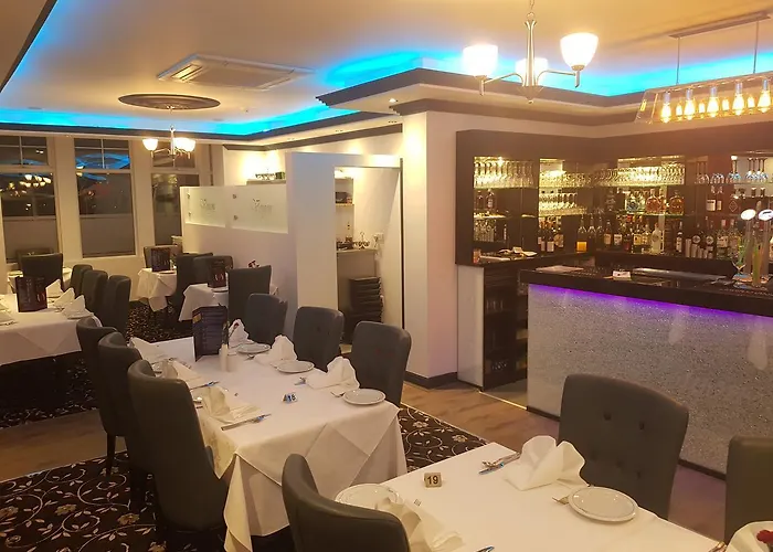 Ascot Grange - Voujon Resturant 3*