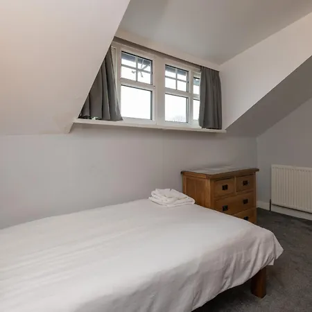 Szálloda Ascot Grange - Voujon Resturant 3*