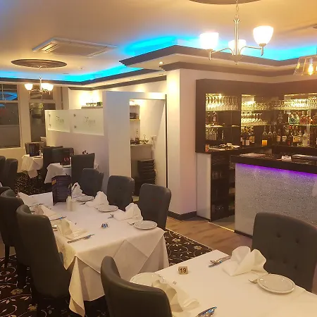 Ascot Grange - Voujon Resturant 3*